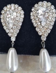 2" SILVER TEAR DROP RHINESTONE FAUX PEARL EARRINGS